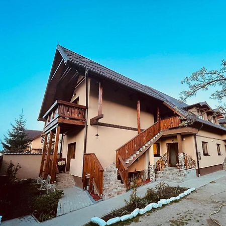 Casa Felice Hotell Braşov Exteriör bild