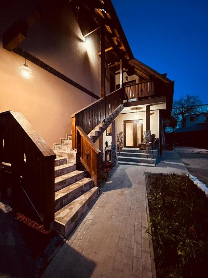 Casa Felice Hotell Braşov Exteriör bild