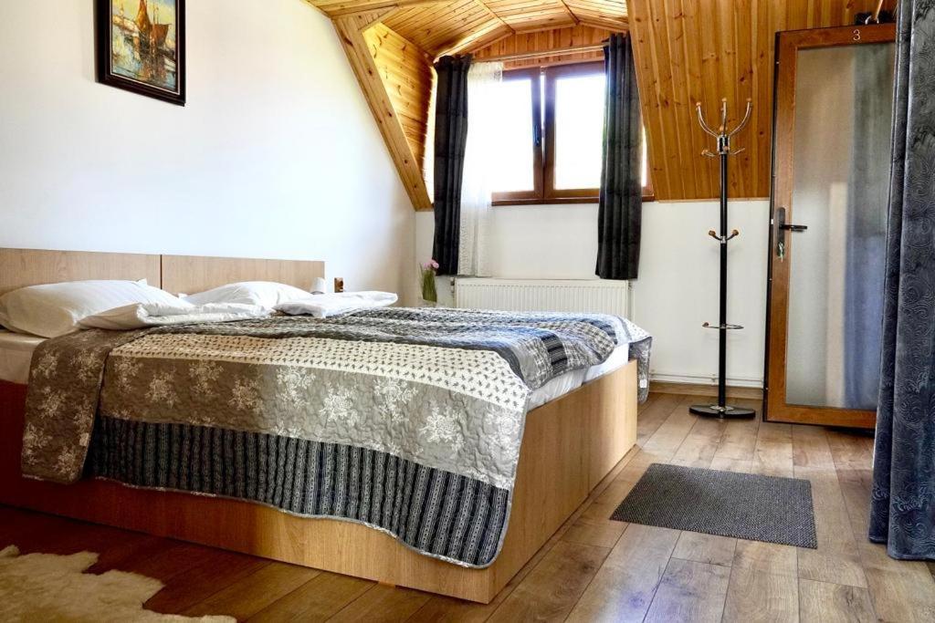 Casa Felice Hotell Braşov Exteriör bild