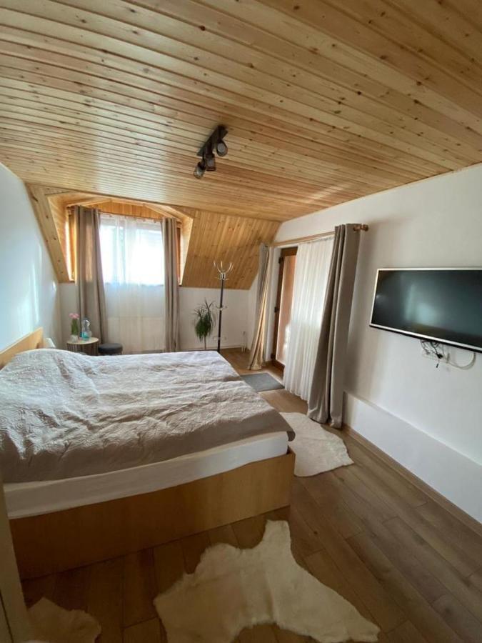 Casa Felice Hotell Braşov Exteriör bild